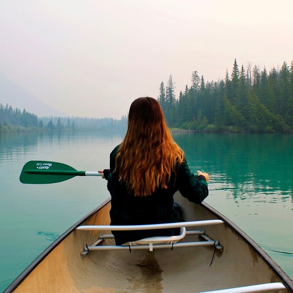 Meet your Posher, Alyssa - Picture 1 of 1